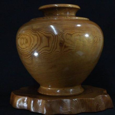 屋久杉　骨董 屋久杉の壺の買取実績｜骨董品・美術品買取こたろう